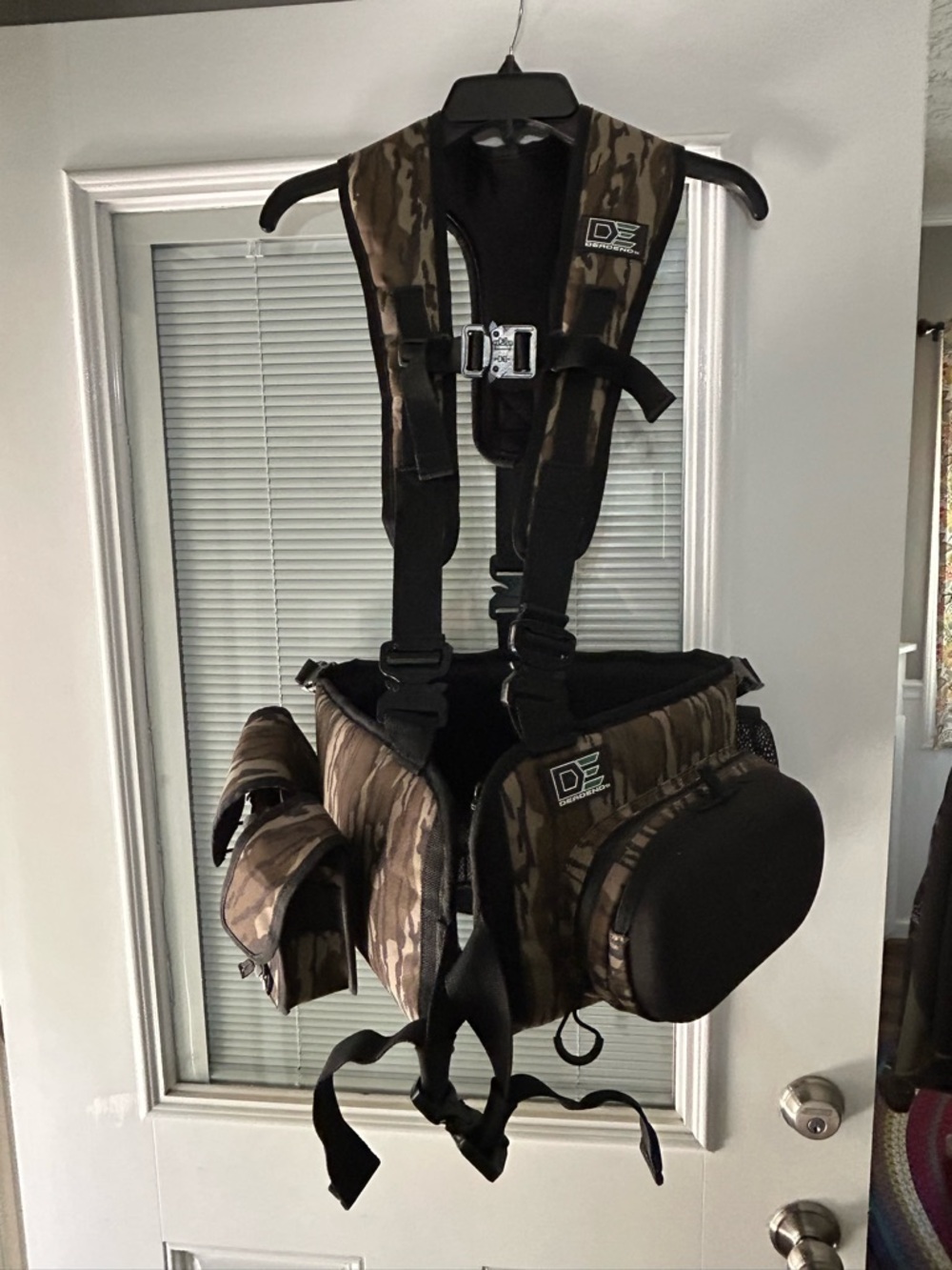 Camo Chest/Back Harness Utility Vest - Brown Camo